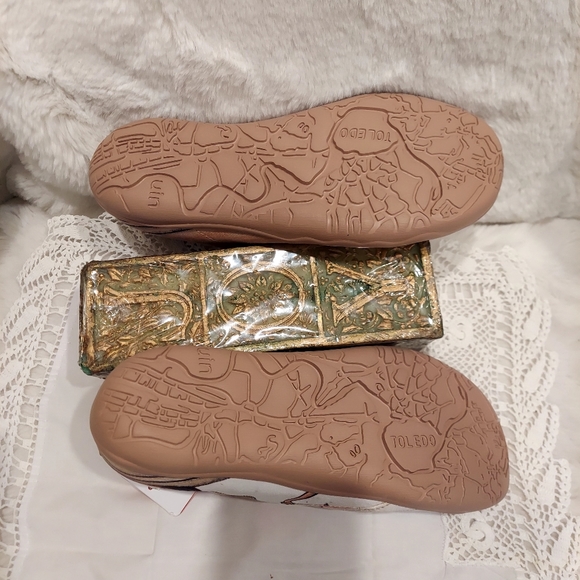 UIN painter shoes size 7 - Picture 5 of 5